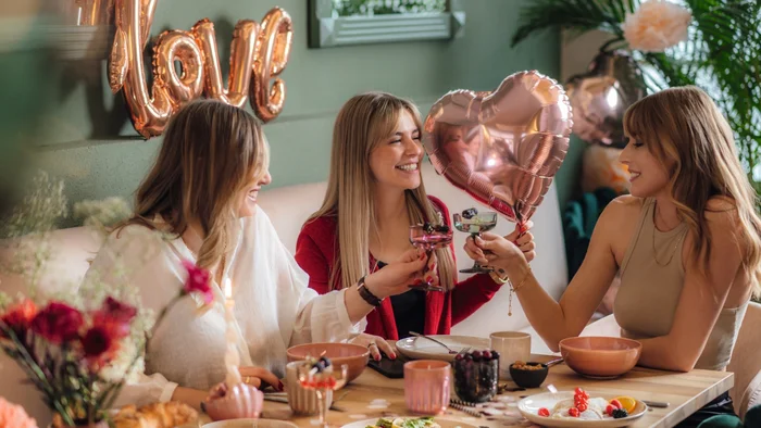 Připíjíme na lásku!